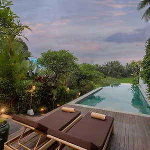 Padi Villa